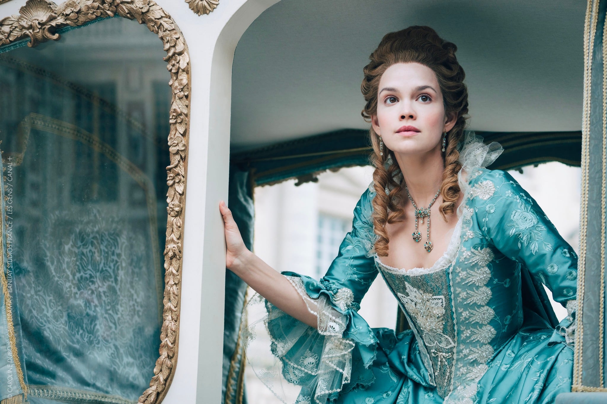 La Serie sur Marie-Antoinette arrive bientot avec Emilia Schule dans le role principal
